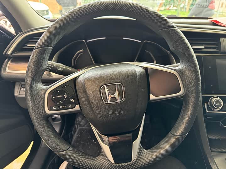 Фото 6 - Honda Civic