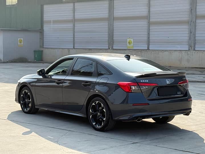 Фото 6 - Honda Civic