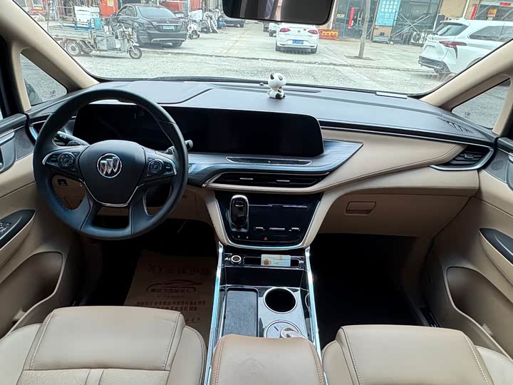 Фото 6 - Buick GL8 ES