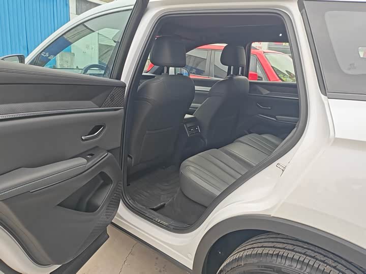 Фото 5 - BYD Song Pro Hybrid