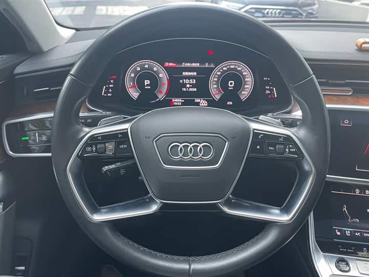 Фото 8 - Audi A6