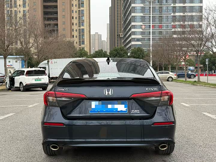 Фото 9 - Honda Civic