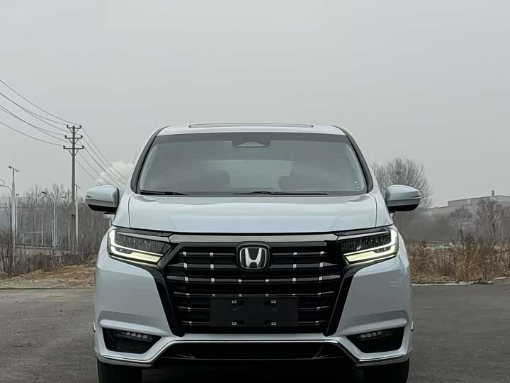 Фото 2 - Honda Elysion