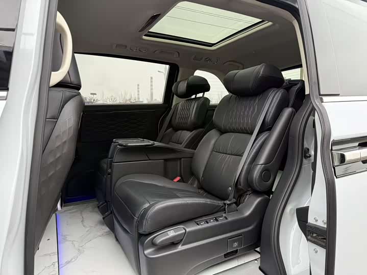 Фото 7 - Honda Elysion