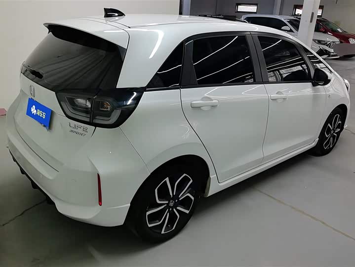 Фото 3 - Honda Life