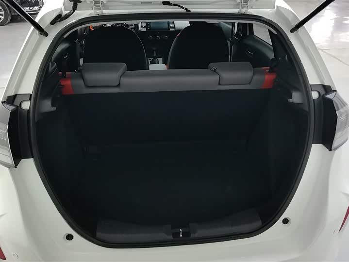 Фото 4 - Honda Life