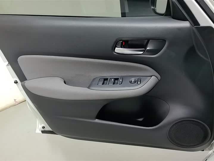 Фото 7 - Honda Life