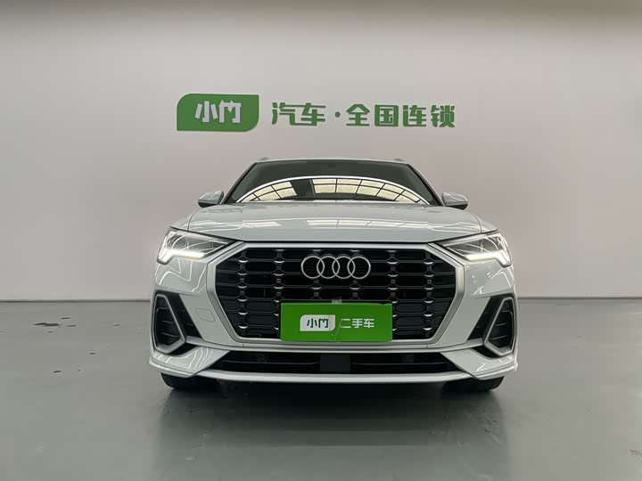 Фото 2 - Audi Q3
