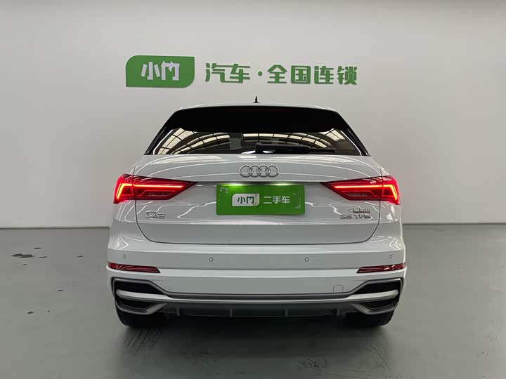 Фото 4 - Audi Q3