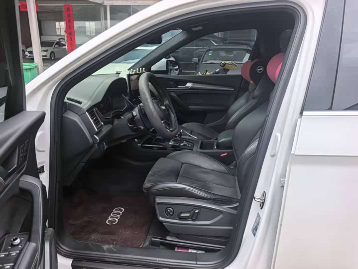 Фото 5 - Audi Q5L Sportback