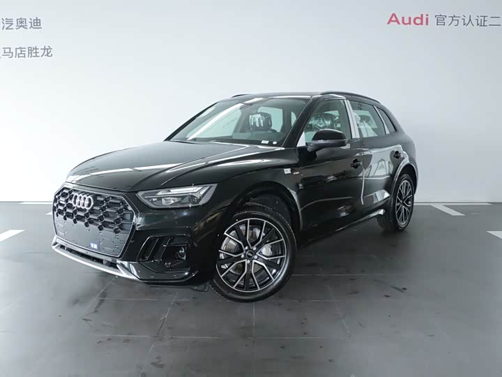 Фото 1 - Audi Q5L