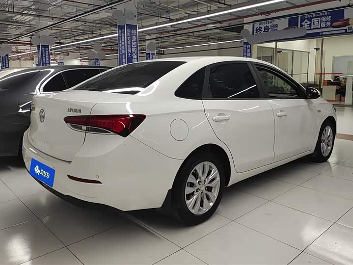 Photo 3 - Buick Excelle GT