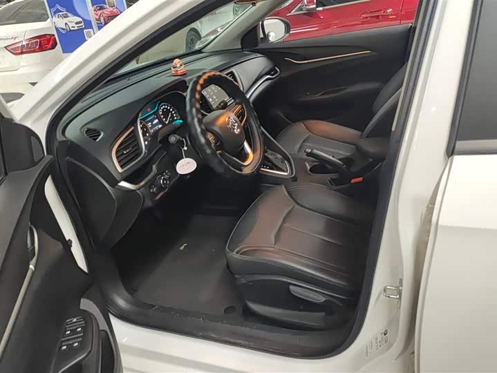 Photo 9 - Buick Excelle GT