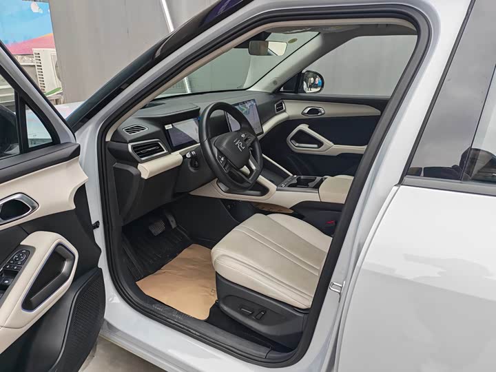 Фото 5 - BYD Yuan Up