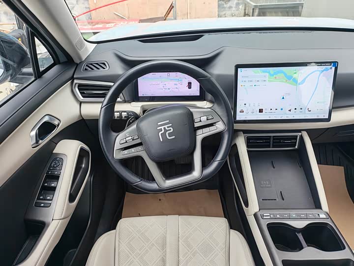 Фото 6 - BYD Yuan Up