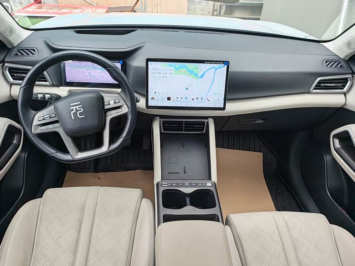 Фото 7 - BYD Yuan Up