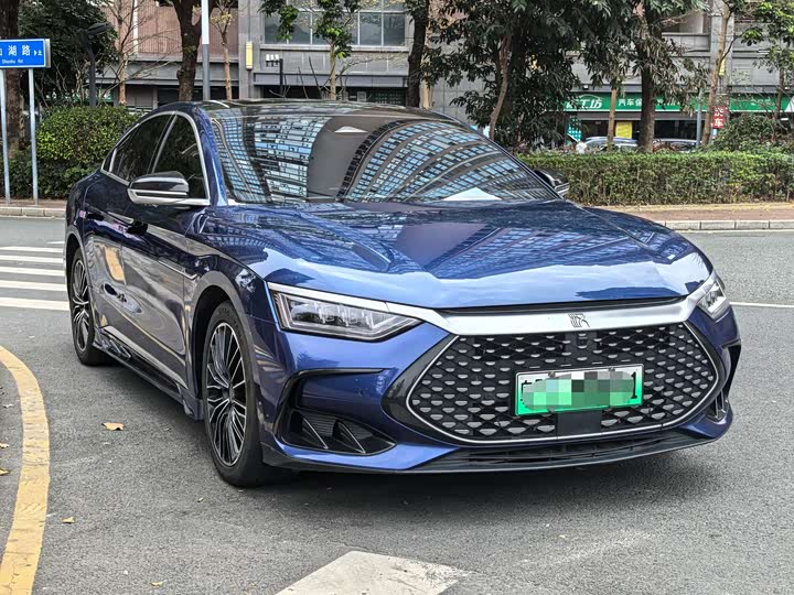 Фото 3 - BYD Han