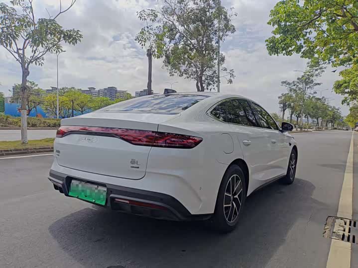 Фото 4 - BYD Qin L