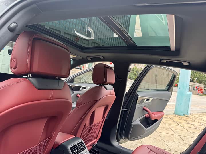 Фото 9 - Audi A4L