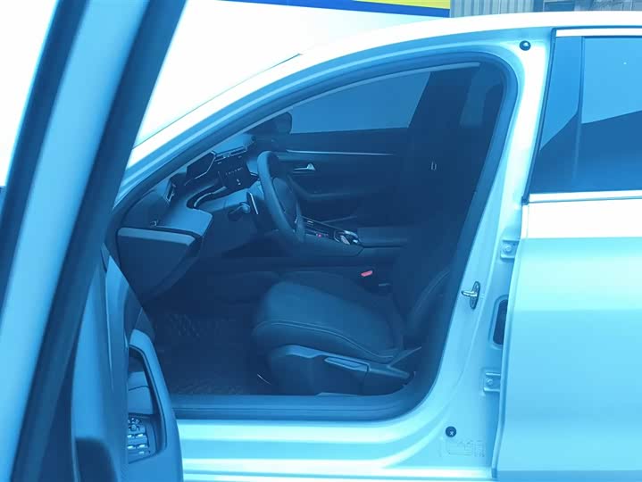 Фото 9 - Peugeot 508