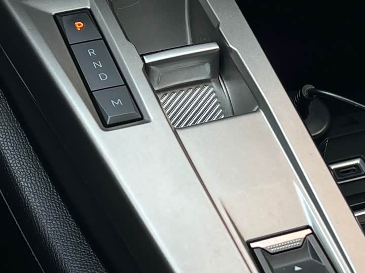 Фото 9 - Peugeot 408X