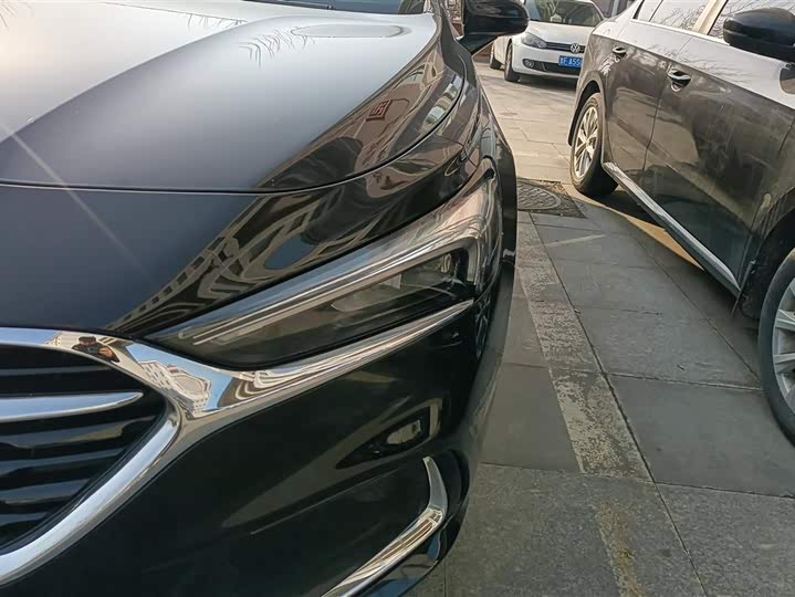 Фото 5 - Buick LaCrosse