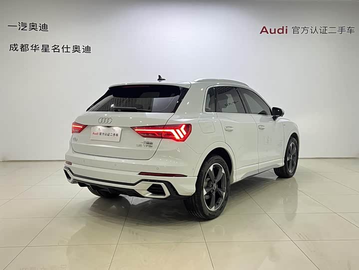 Фото 4 - Audi Q3