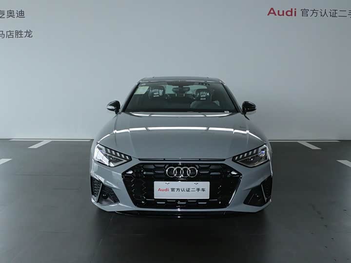 Фото 2 - Audi A4L