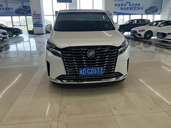 Фото 2 - Buick GL8 ES