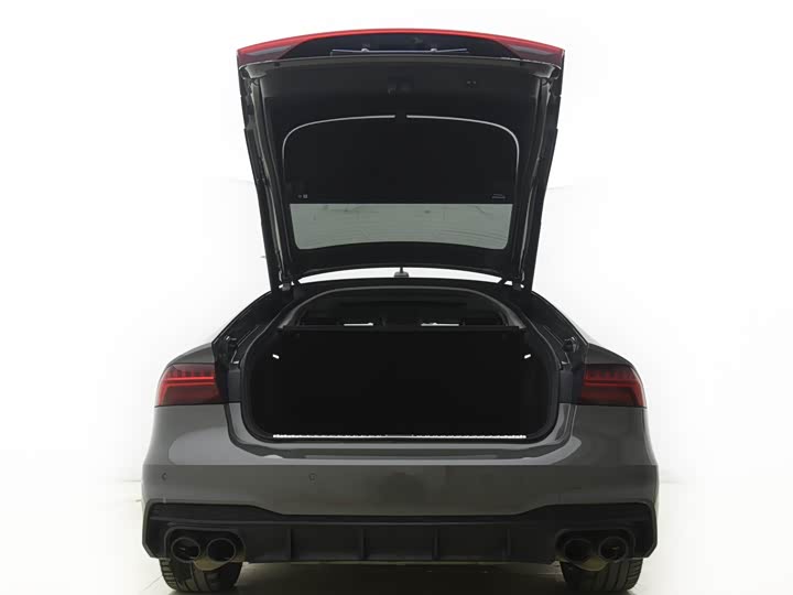 Фото 7 - Audi A7