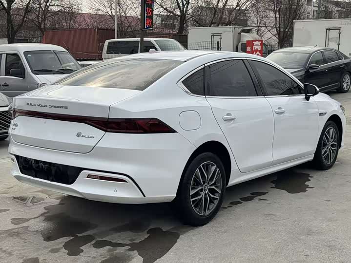 Фото 8 - BYD Qin Plus