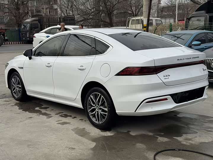 Фото 9 - BYD Qin Plus