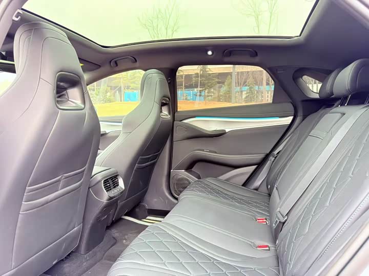 Фото 6 - BYD Sea Lion 07 EV