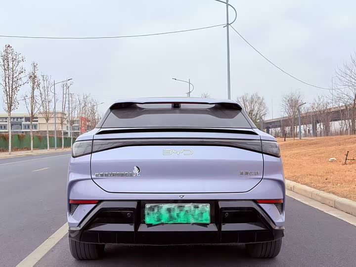 Фото 7 - BYD Sea Lion 07 EV