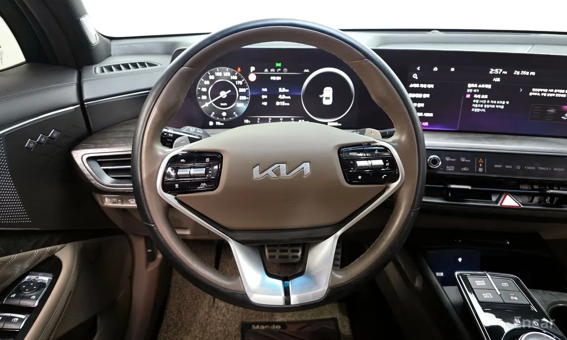 Фото 13 - Kia K8