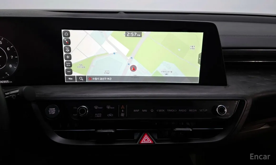 Фото 15 - Kia K8