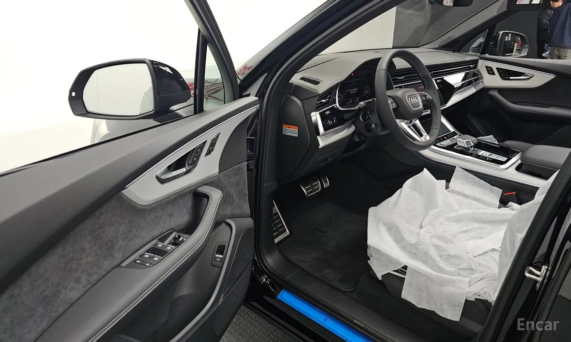 Фото 11 - Audi Q7