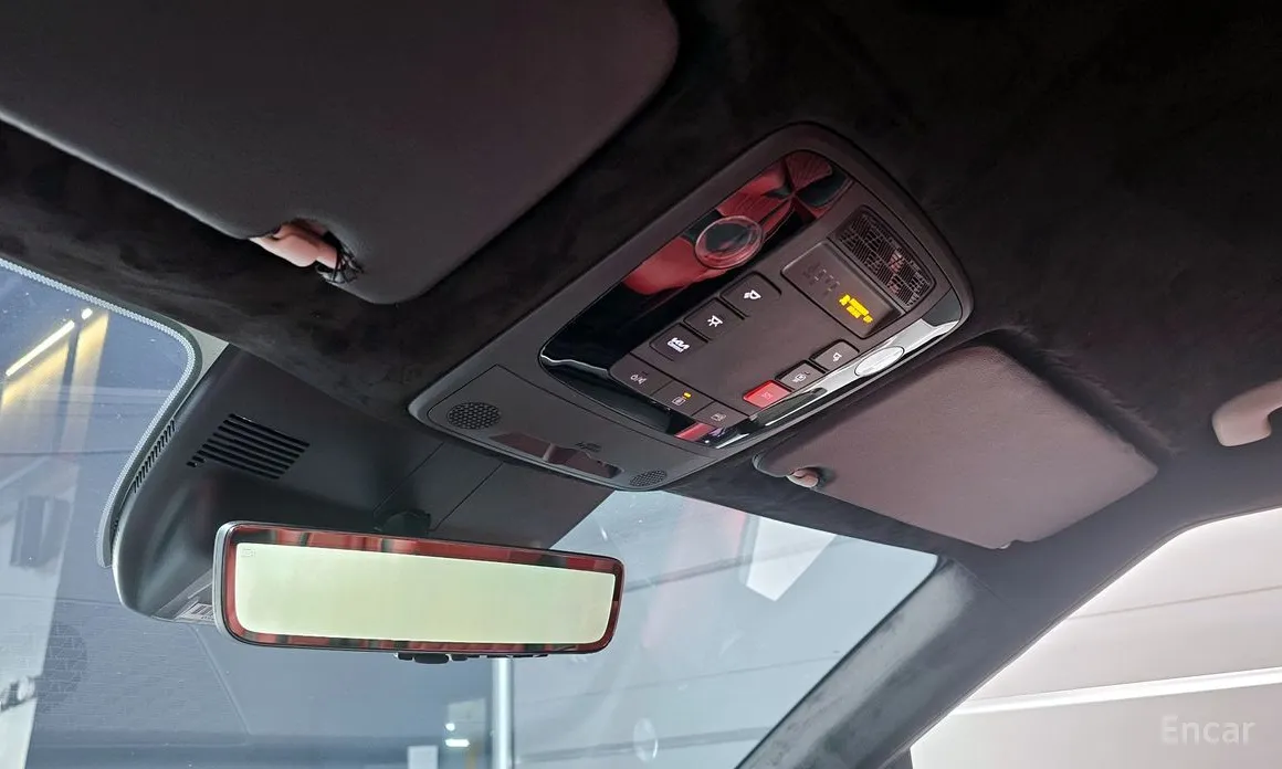 Фото 16 - Kia Carnival