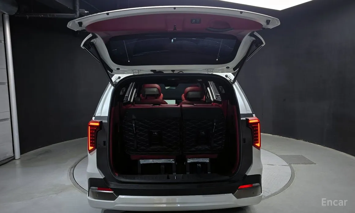 Фото 20 - Kia Carnival