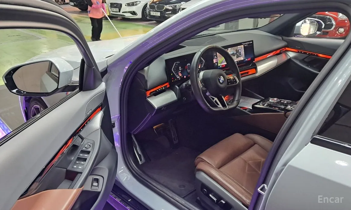 Photo 7 - BMW 5 Series