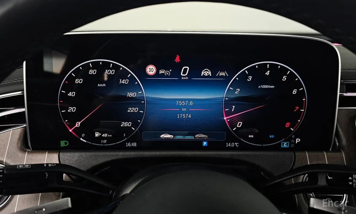 Mercedes-Benz E-Class 2024 E300 4MATIC Exclusive