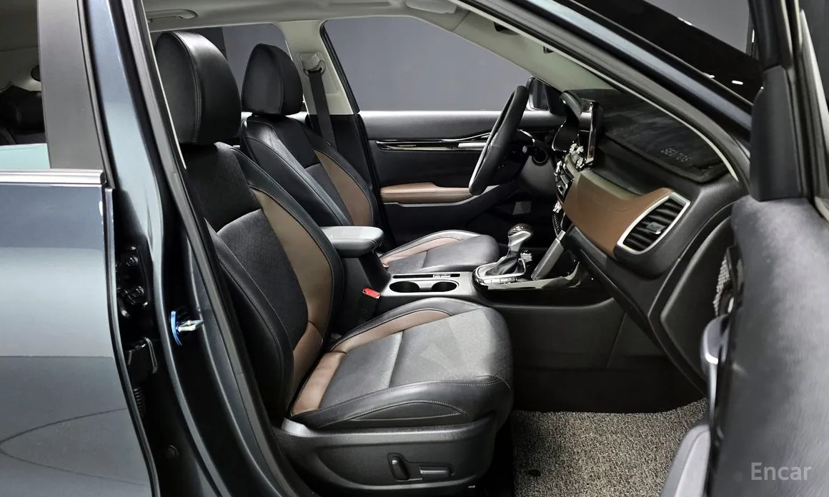 Фото 10 - Kia Seltos