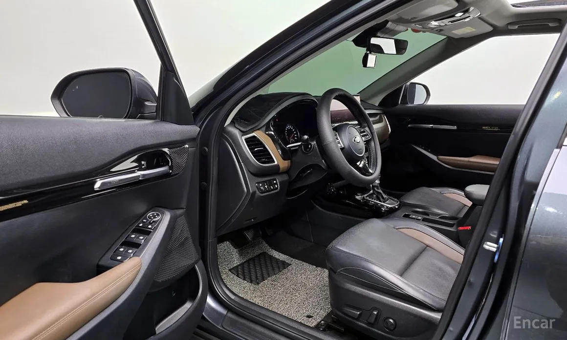 Фото 11 - Kia Seltos