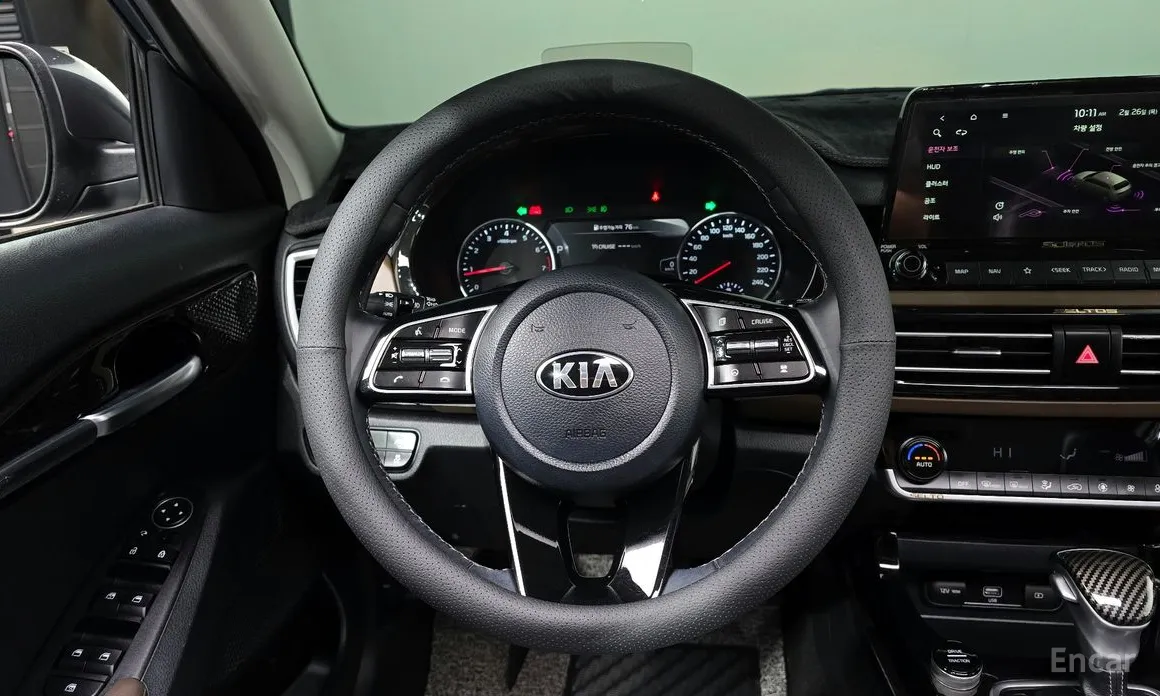 Фото 13 - Kia Seltos