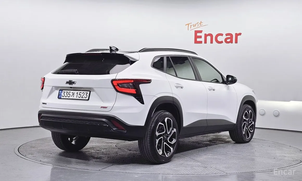 Фото 2 - Chevrolet Trax