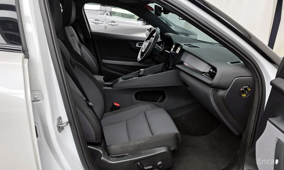 Фото 11 - Polestar 2