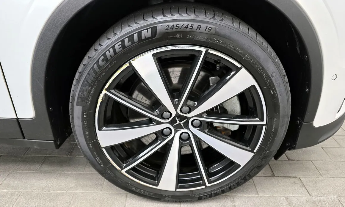 Фото 5 - Polestar 2