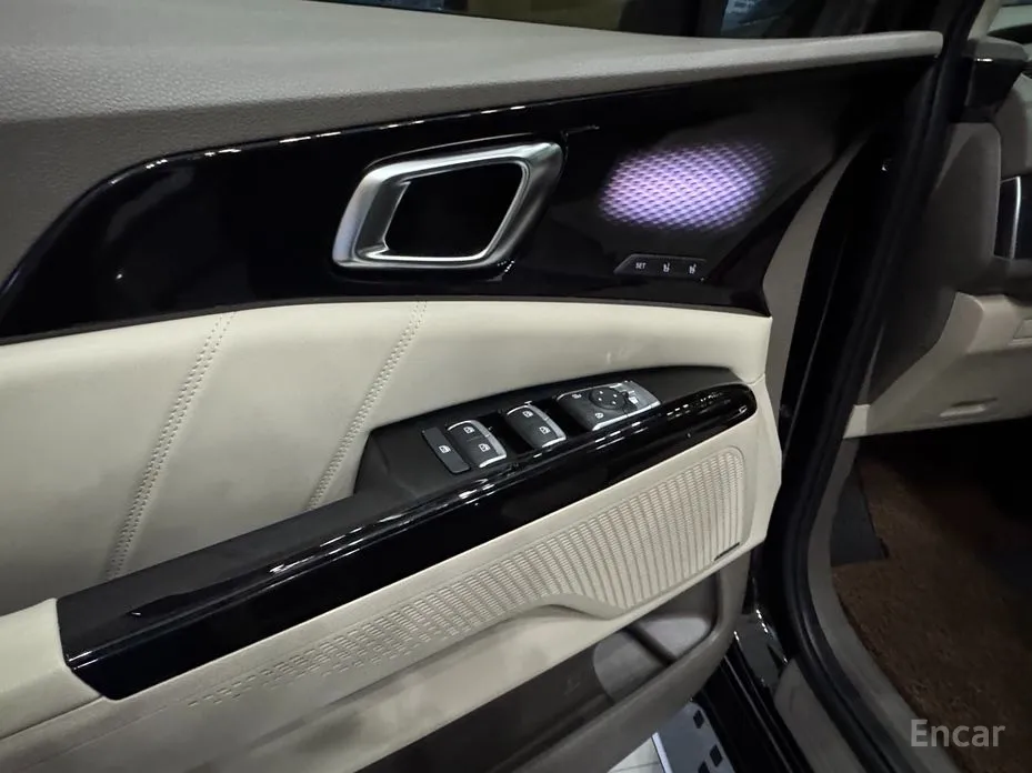 Фото 11 - Kia Carnival