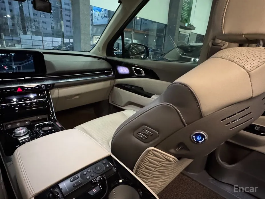 Фото 16 - Kia Carnival