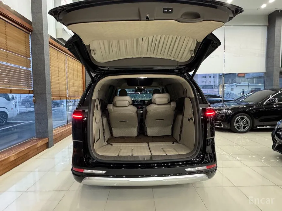 Фото 20 - Kia Carnival